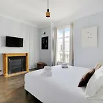 Pick A Flat\'S Apartment In Montaigne - Cour Albert 1Er
