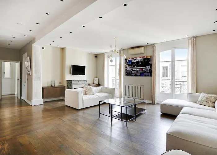 Pick A Flat\'S Apartment In Montaigne - Cour Albert 1Er