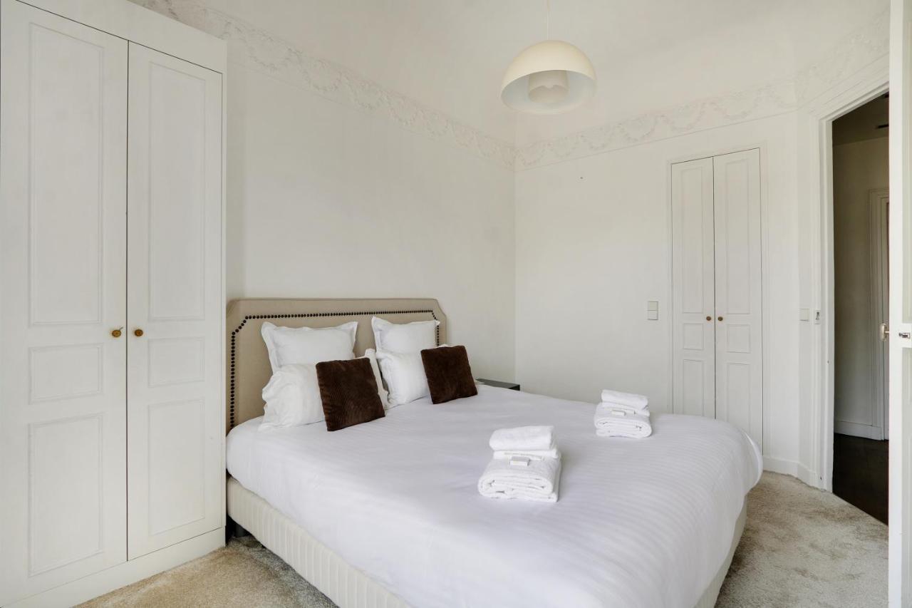 Pick A Flat's In Montaigne - Cour 1er